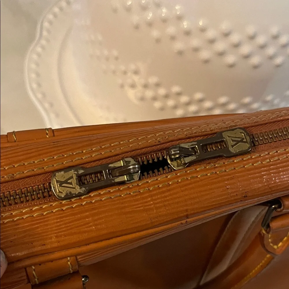 Louis Vuitton Brown Epi Document/Laptop Bag